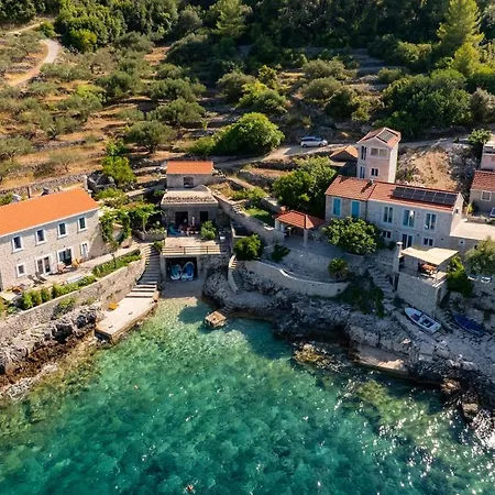 Stone House Mia Villa Cara